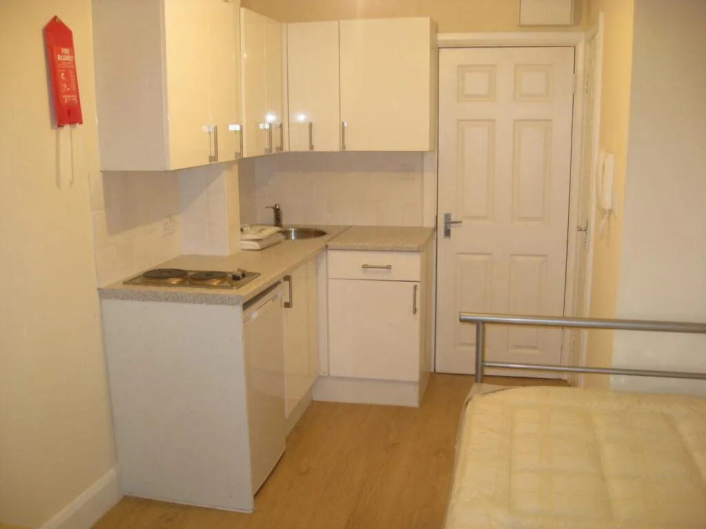 Studio flat for rent