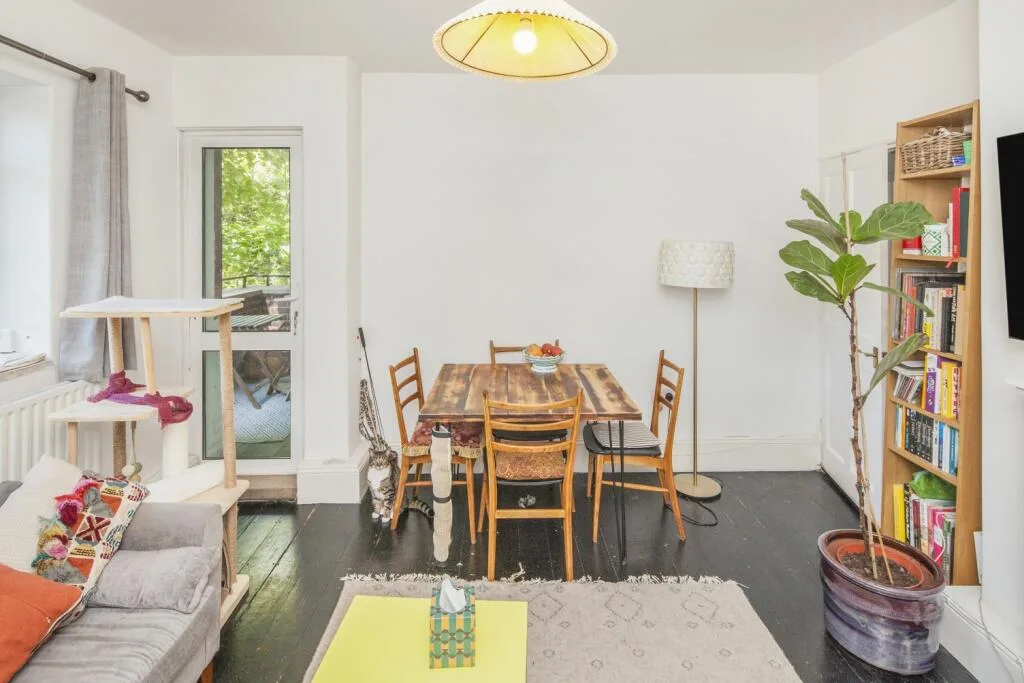 2 bedroom flat for rent