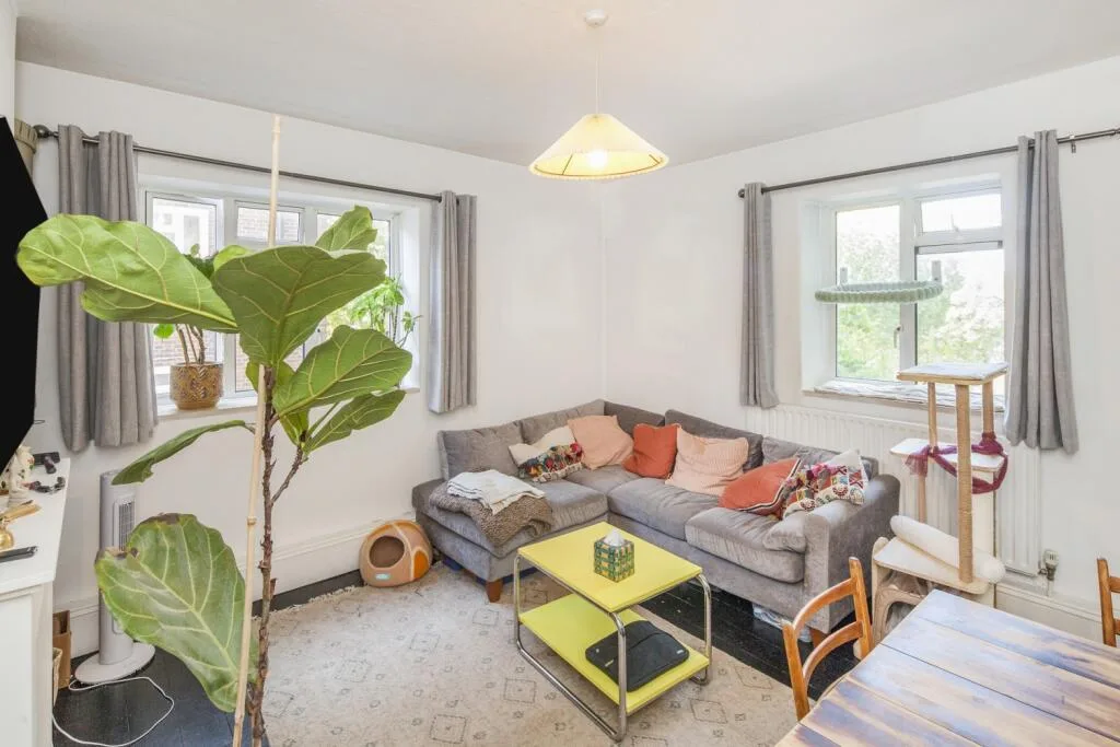 2 bedroom flat for rent