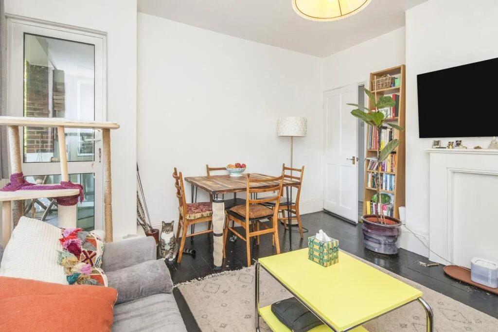 2 bedroom flat for rent