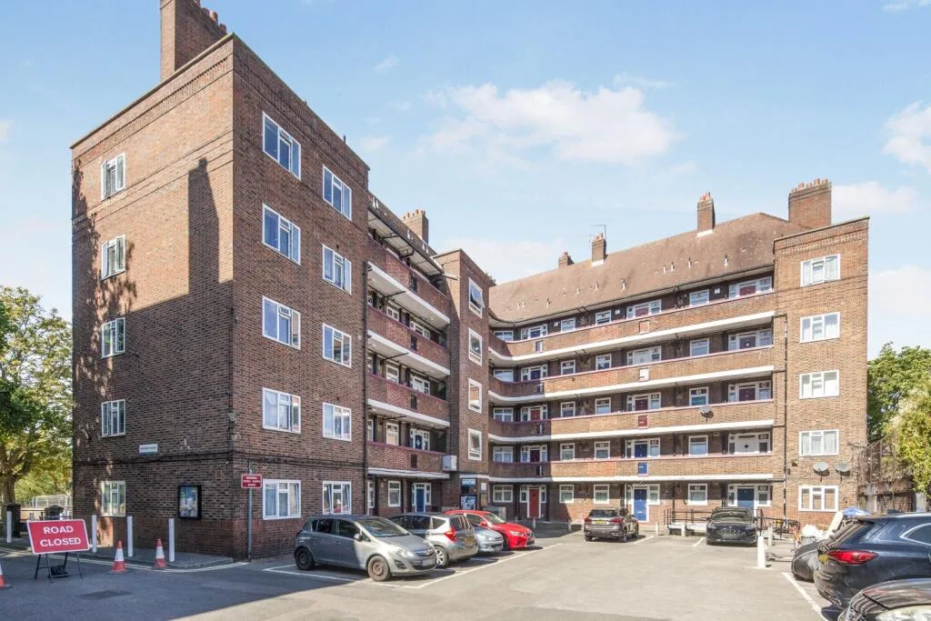2 bedroom flat for rent