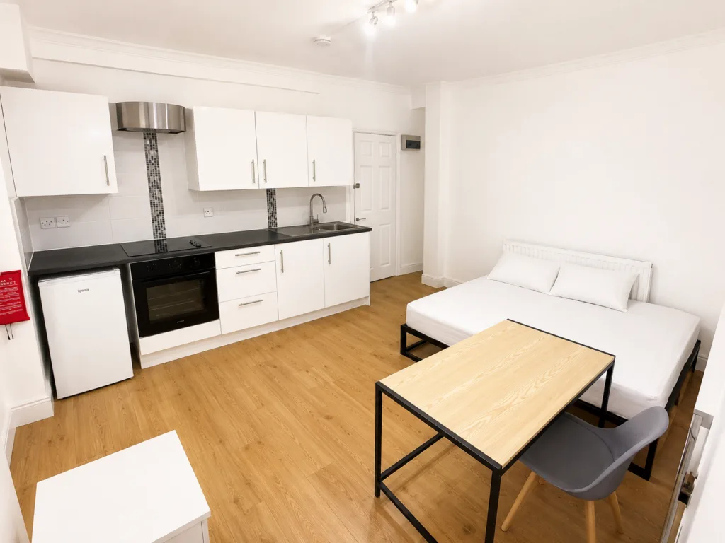 Studio flat for rent