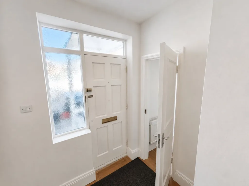 3 bedroom flat for rent
