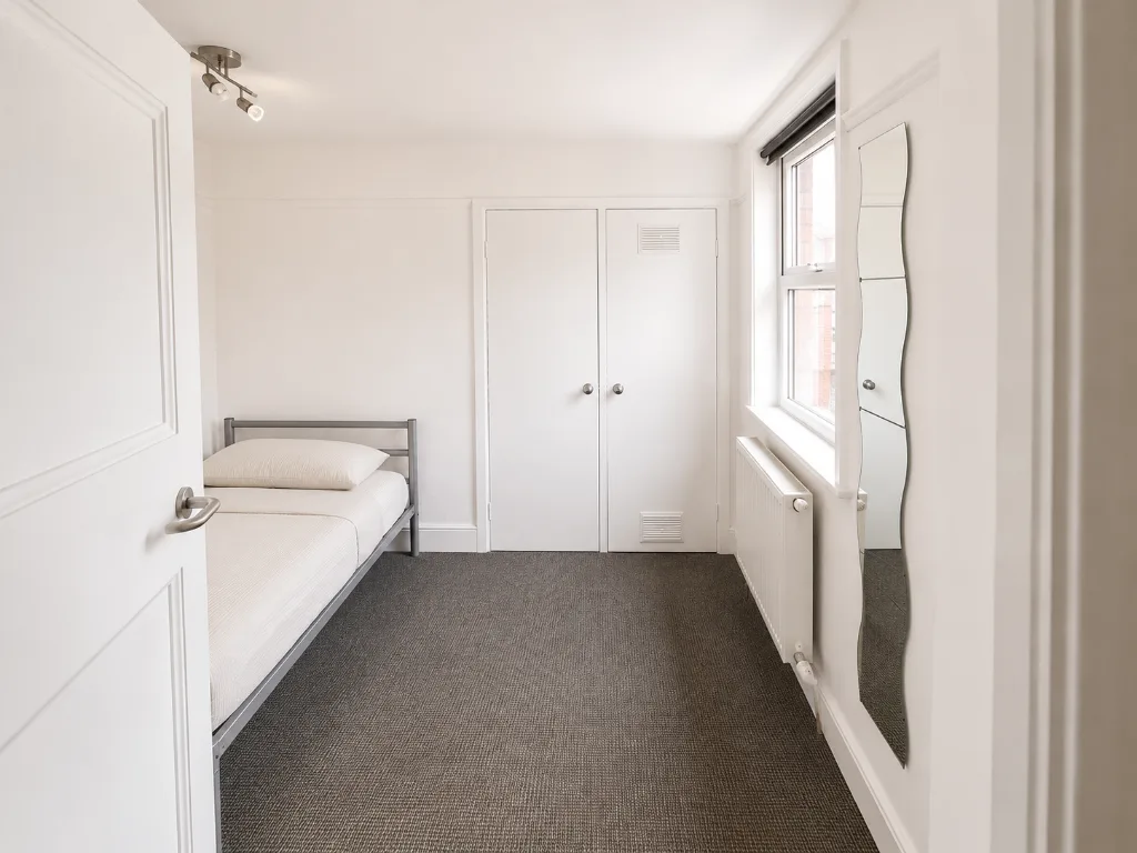 4 bedroom apartment for rent