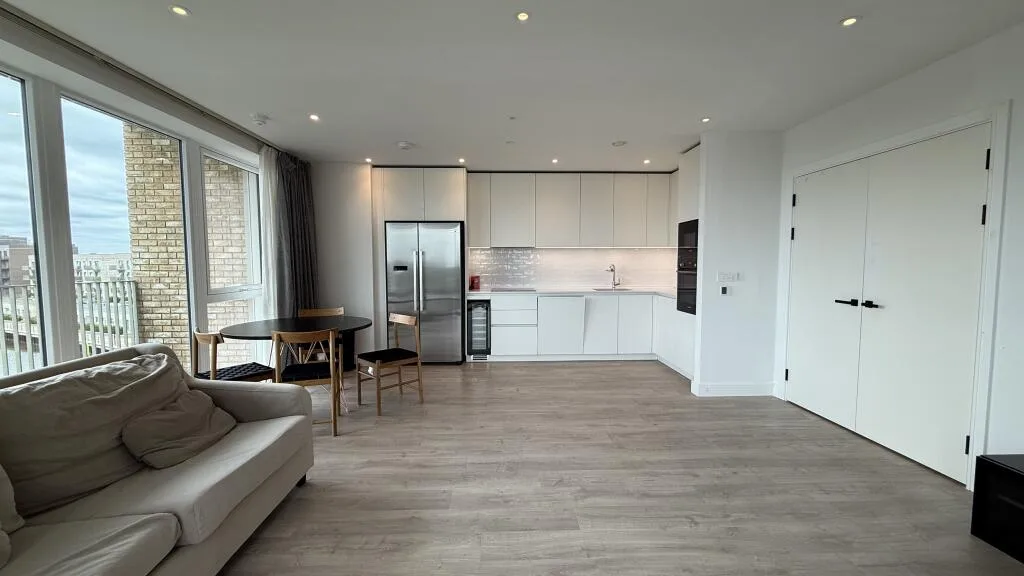 3 bedroom flat for rent