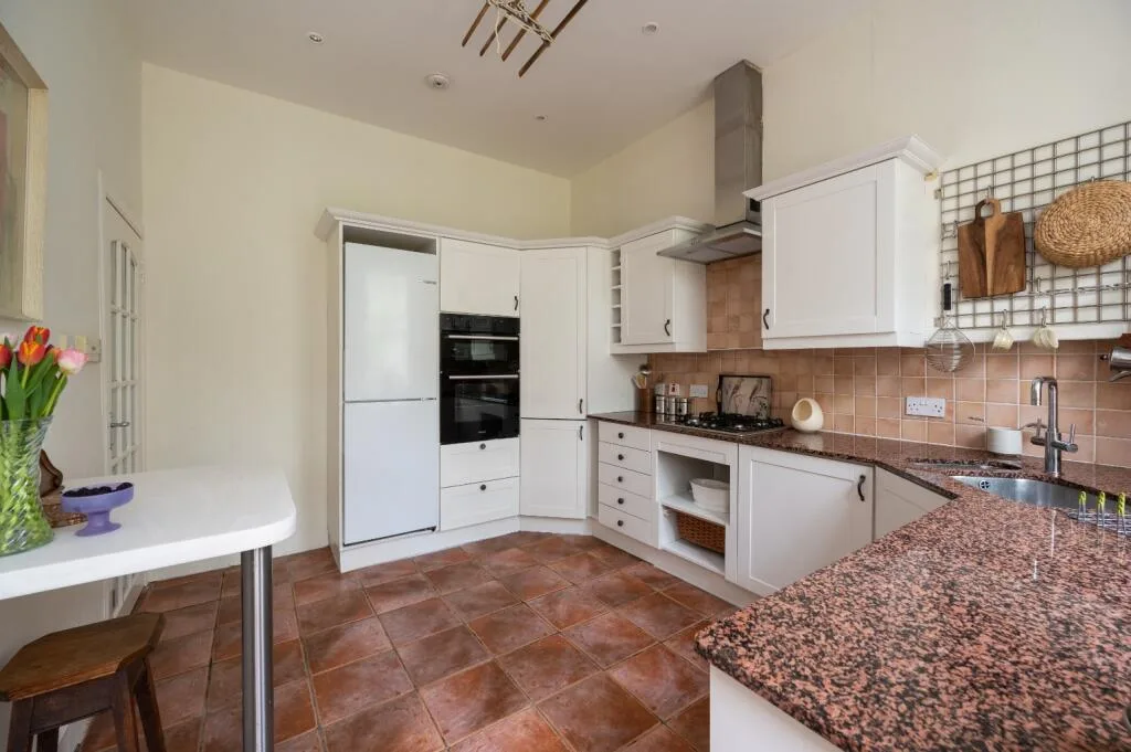 4 bedroom town house for rent