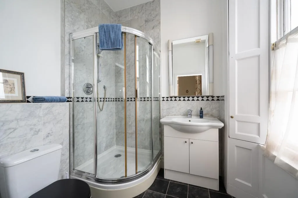 4 bedroom town house for rent