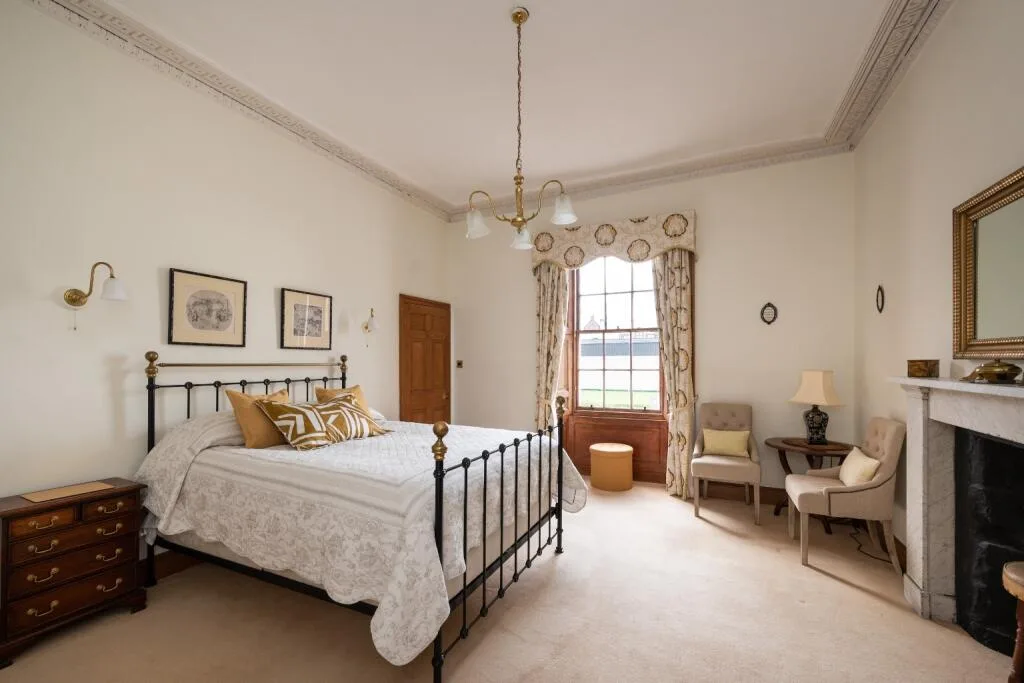 4 bedroom town house for rent