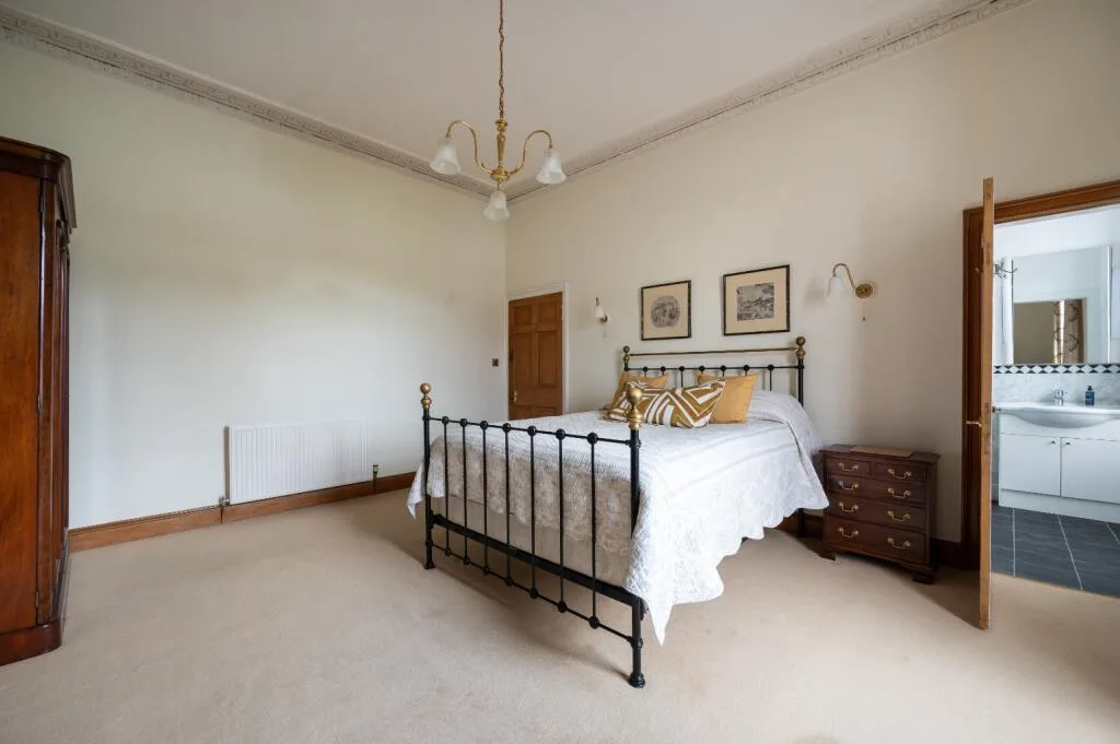 4 bedroom town house for rent