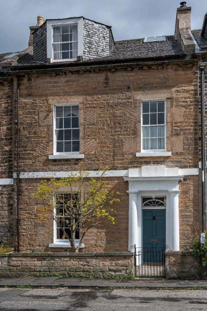 4 bedroom town house for rent