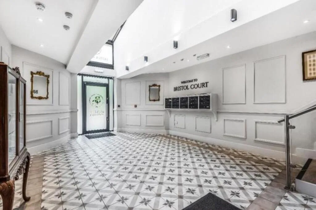 3 bedroom flat for rent