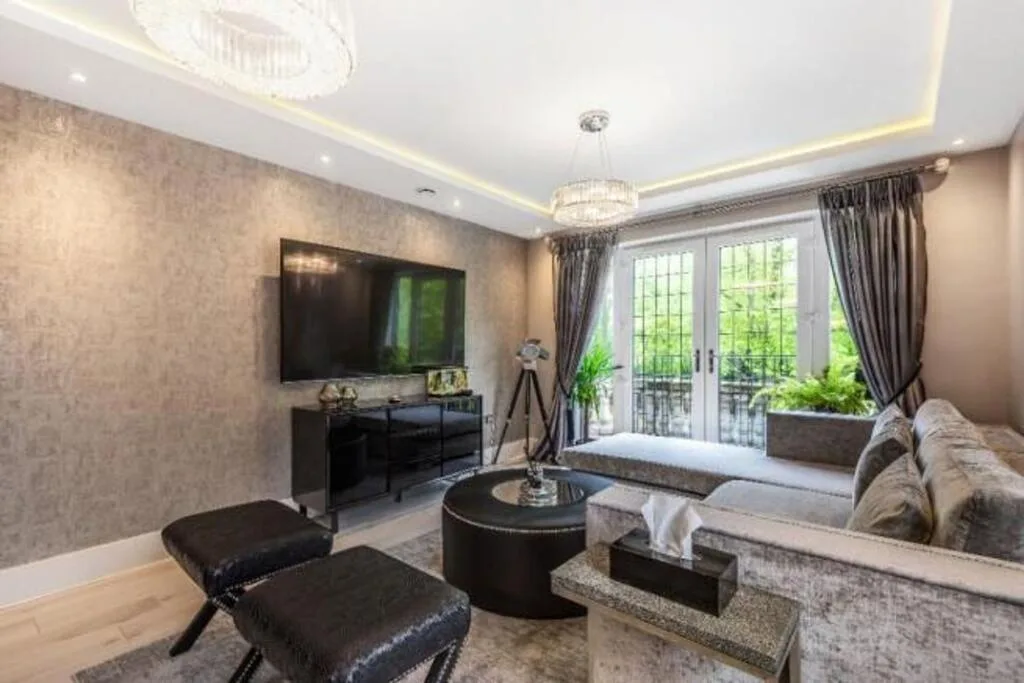 3 bedroom flat for rent