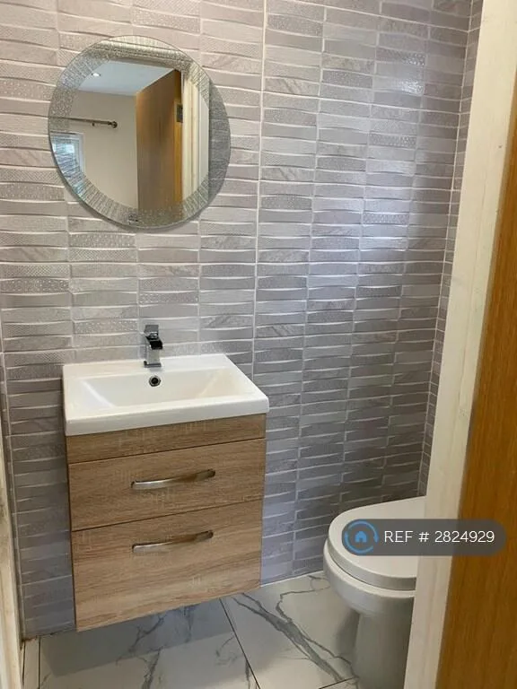 1 bedroom house share for rent