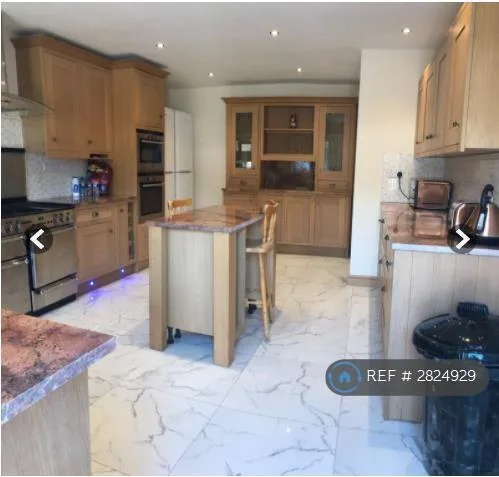 1 bedroom house share for rent