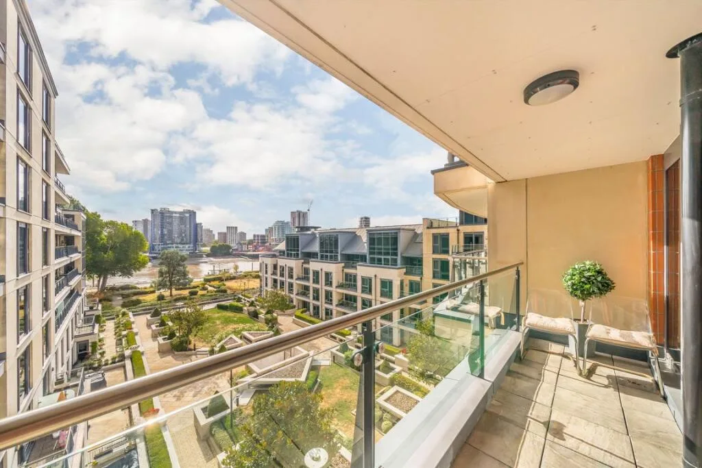 3 bedroom flat for rent