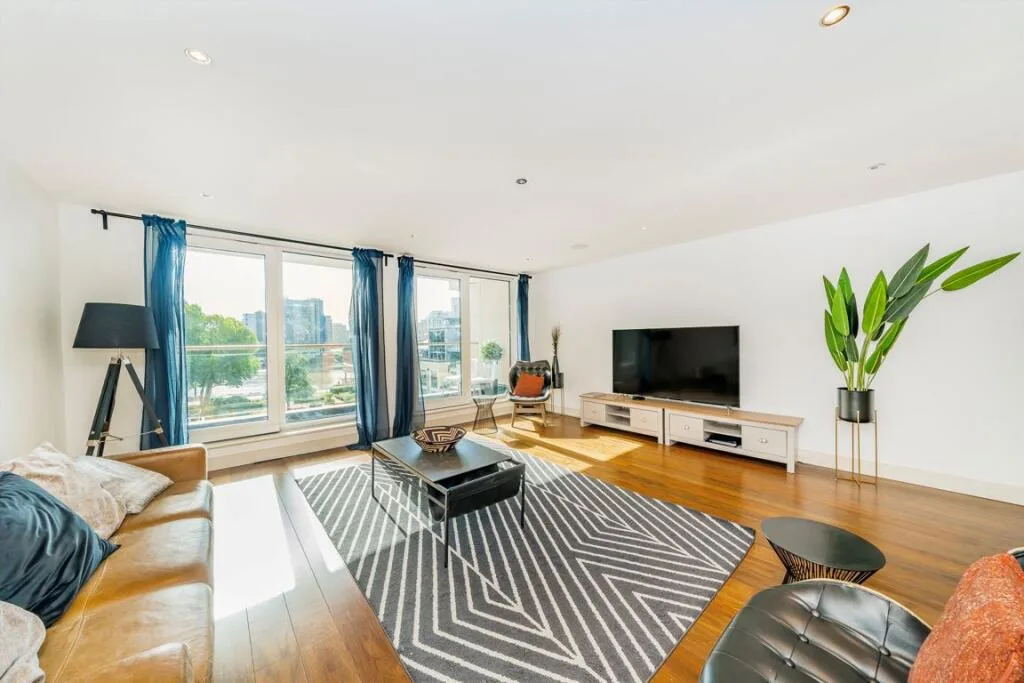 3 bedroom flat for rent
