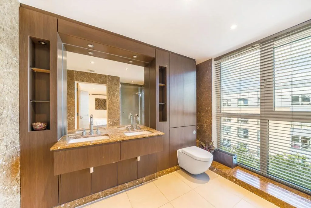 3 bedroom flat for rent