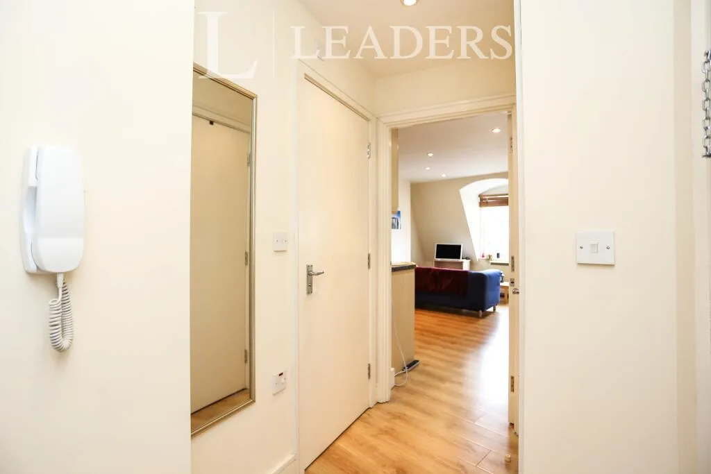 1 bedroom flat for rent
