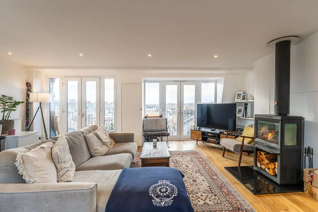 3 bedroom flat for rent
