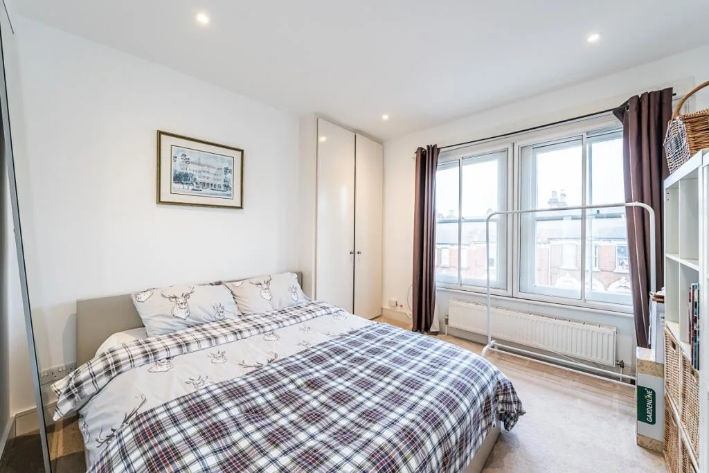 3 bedroom flat for rent
