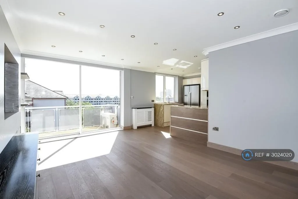 3 bedroom flat for rent