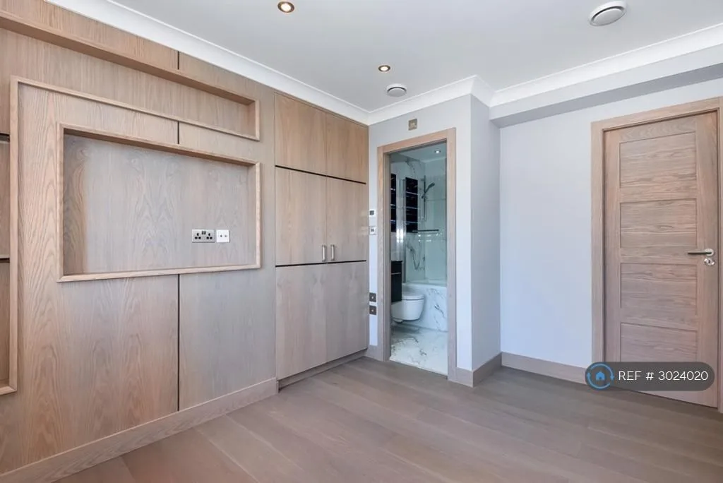 3 bedroom flat for rent