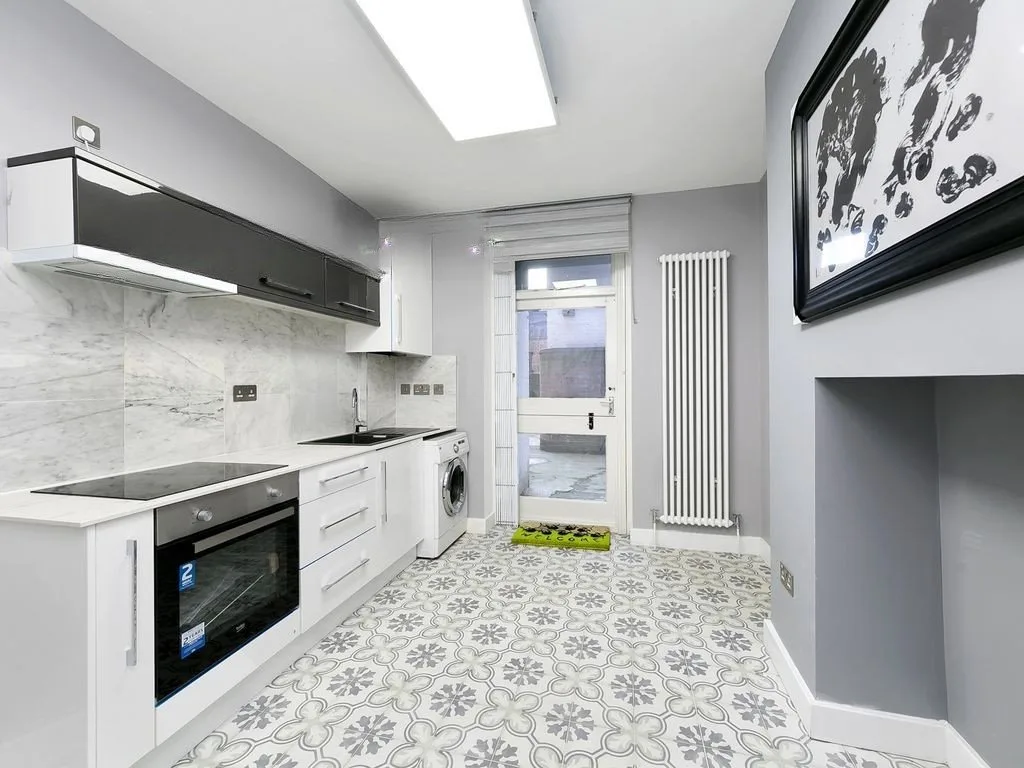 3 bedroom apartment for rent