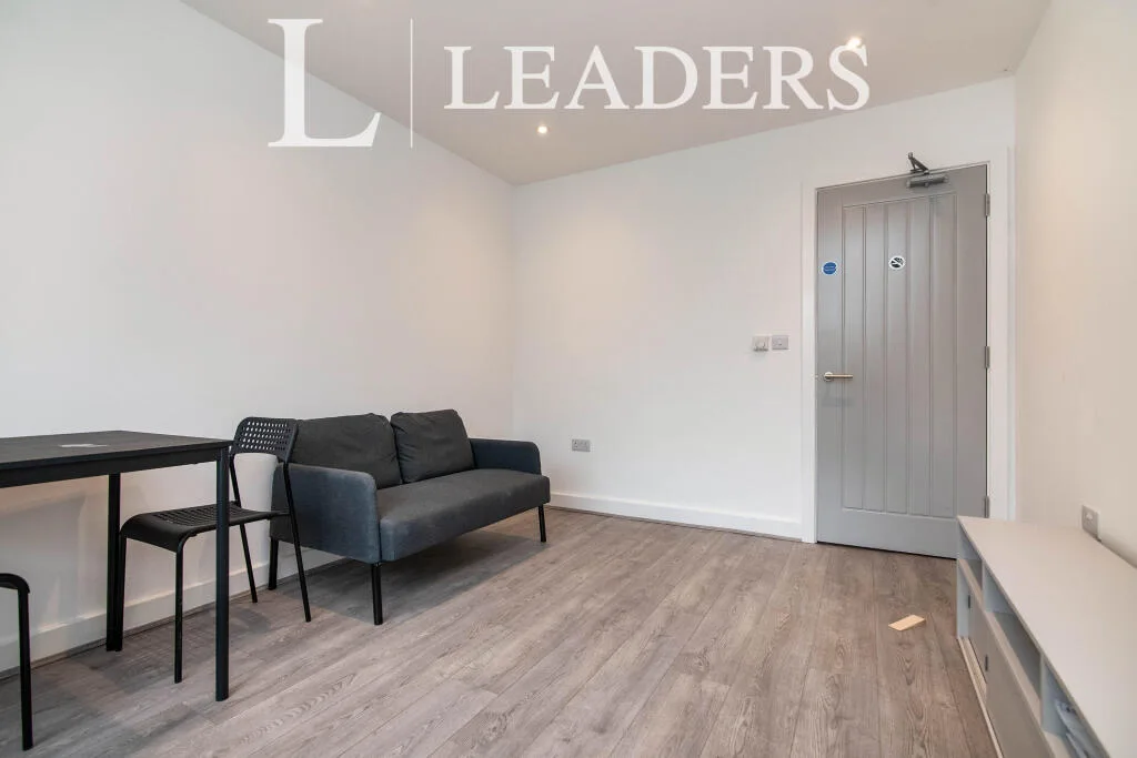 1 bedroom house for rent