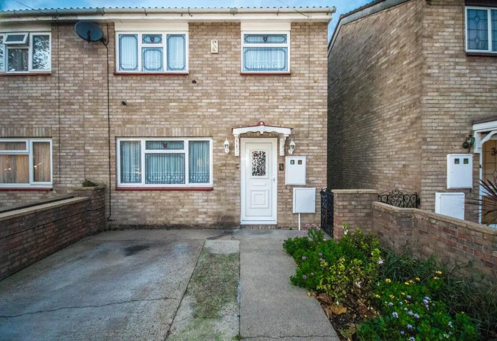 4 bedroom terraced house for rent
