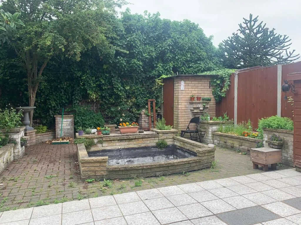 4 bedroom terraced house for rent