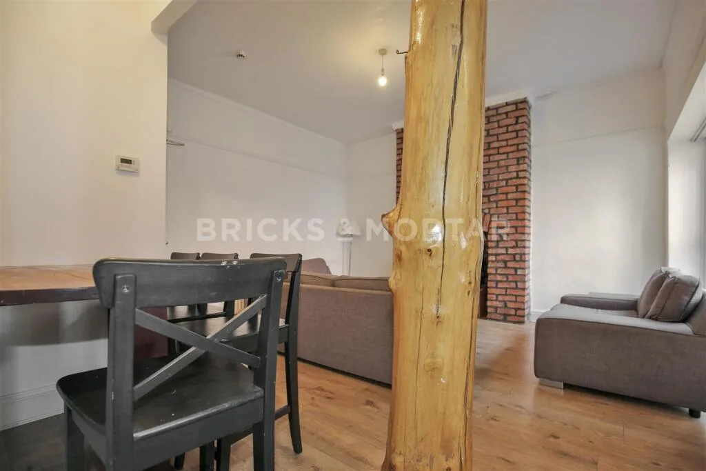 8 bedroom terraced house for rent