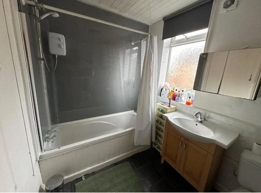 4 bedroom house for rent