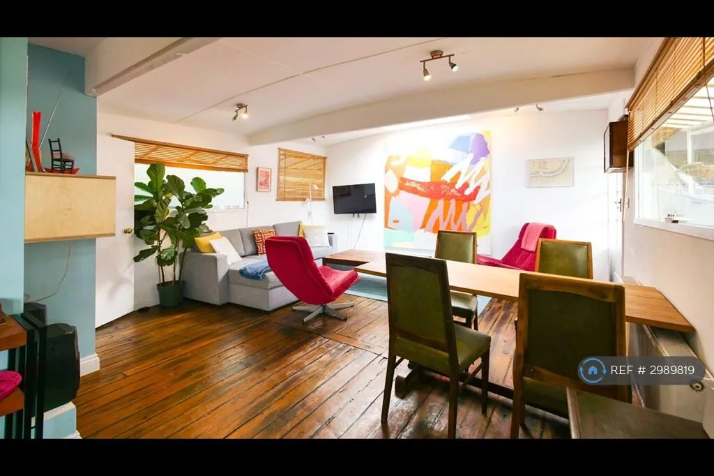 2 bedroom house boat for rent