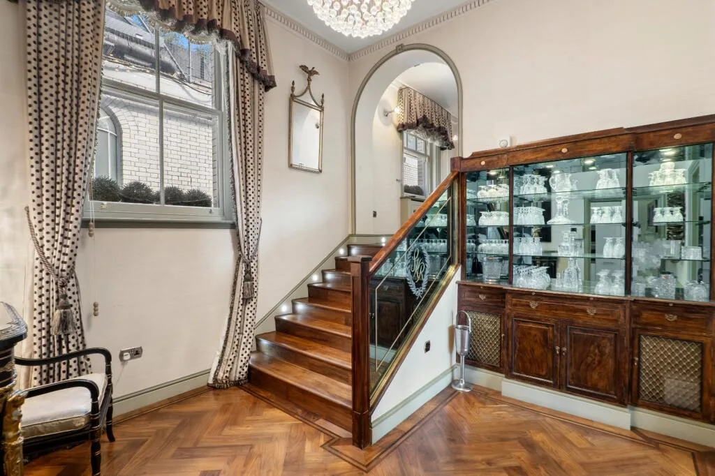 4 bedroom flat for rent