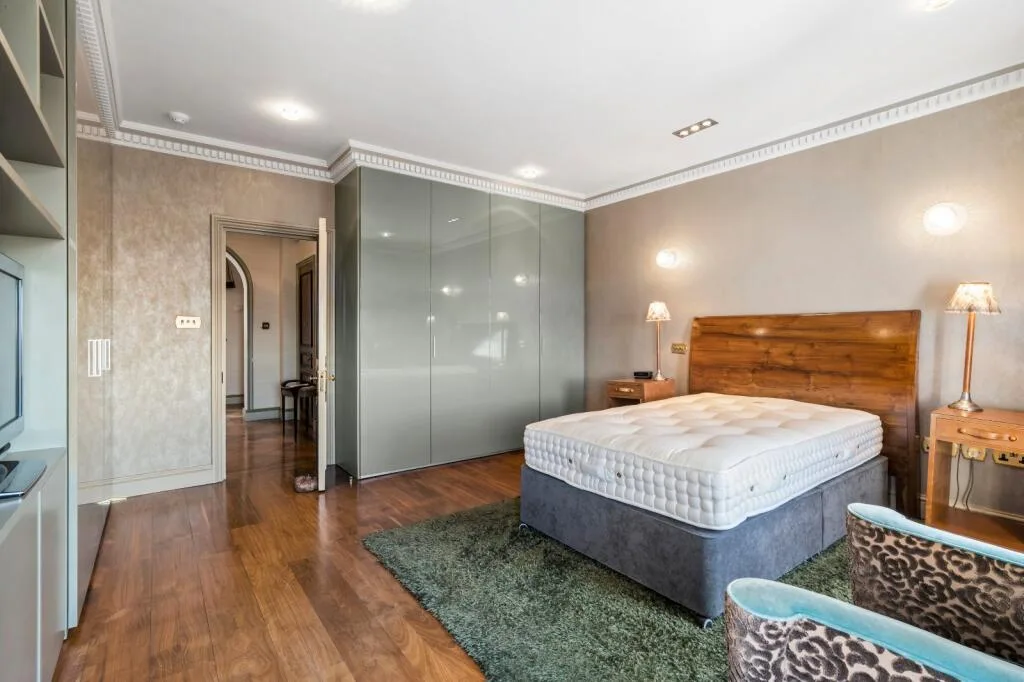 4 bedroom flat for rent