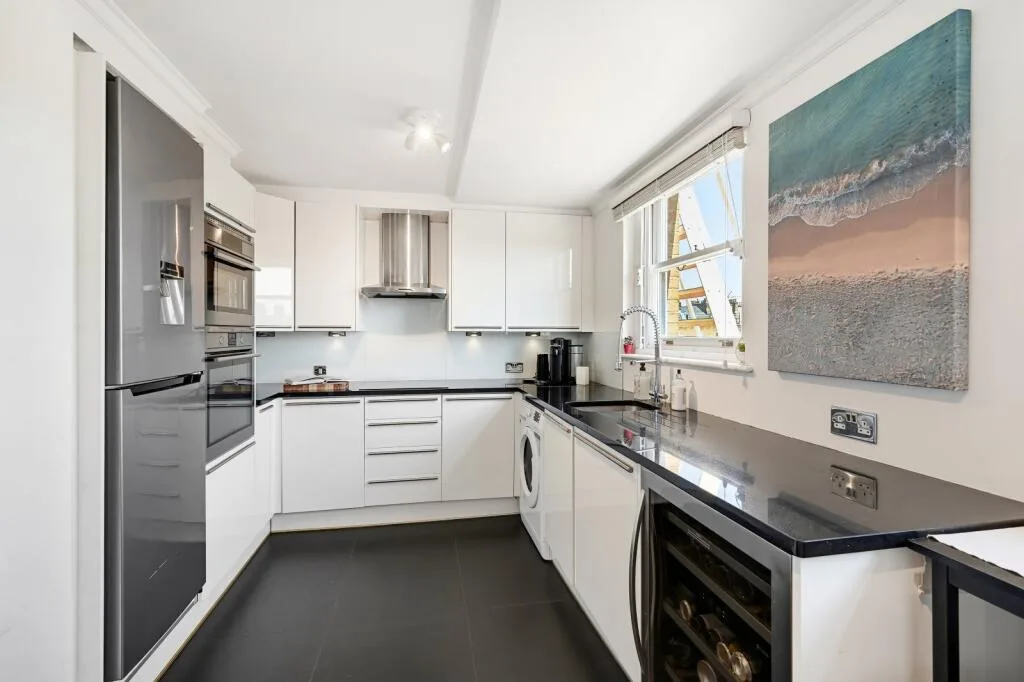 3 bedroom flat for rent