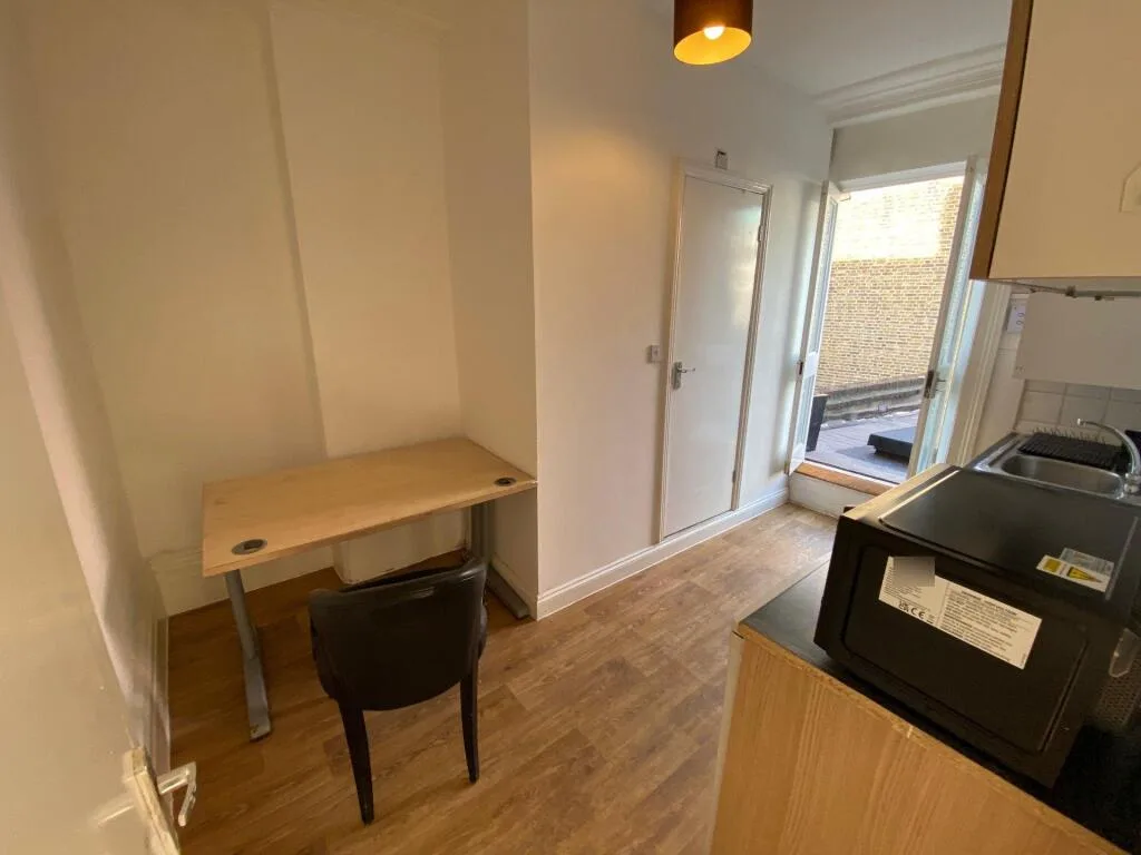 1 bedroom apartment for rent