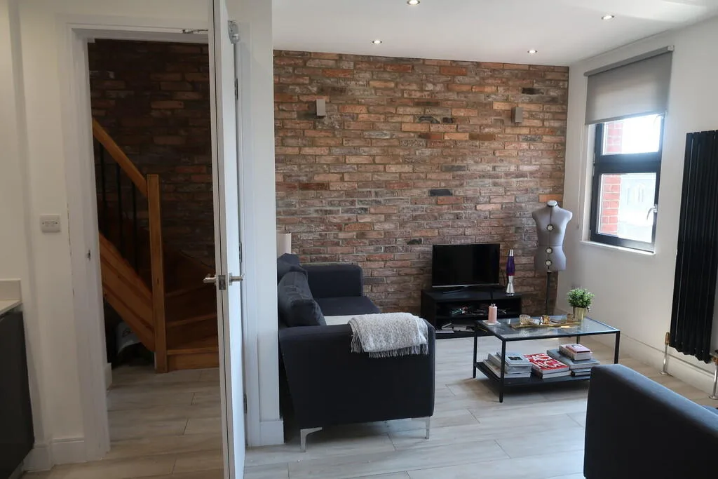 2 bedroom apartment for rent