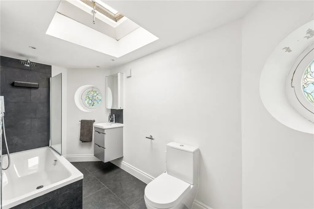 3 bedroom detached house for rent