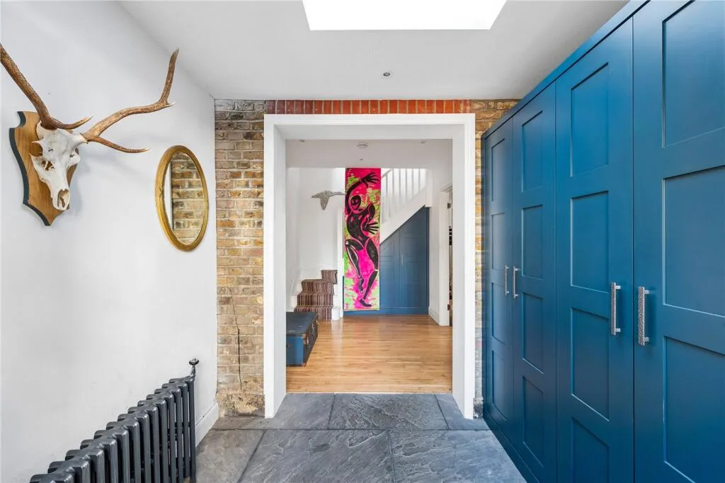 3 bedroom detached house for rent