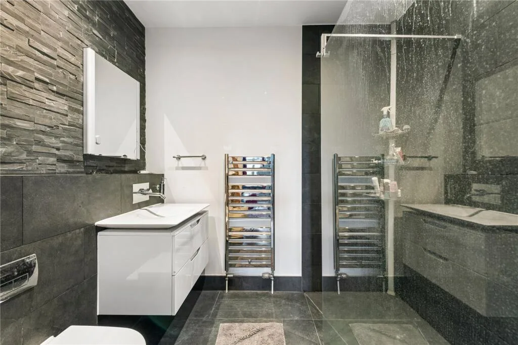 3 bedroom detached house for rent
