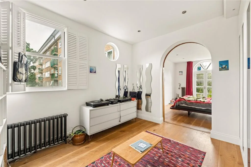 3 bedroom detached house for rent