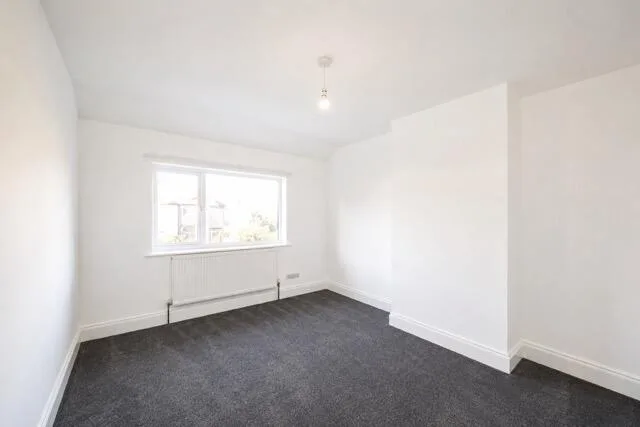 3 bedroom semi-detached house for rent