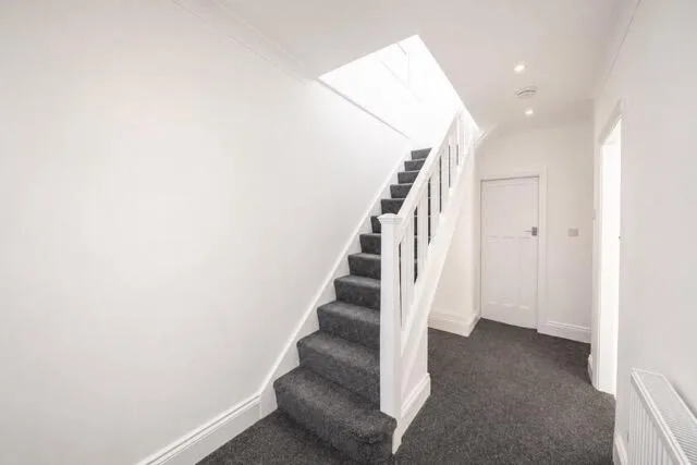 3 bedroom semi-detached house for rent