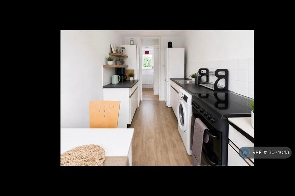 3 bedroom maisonette for rent