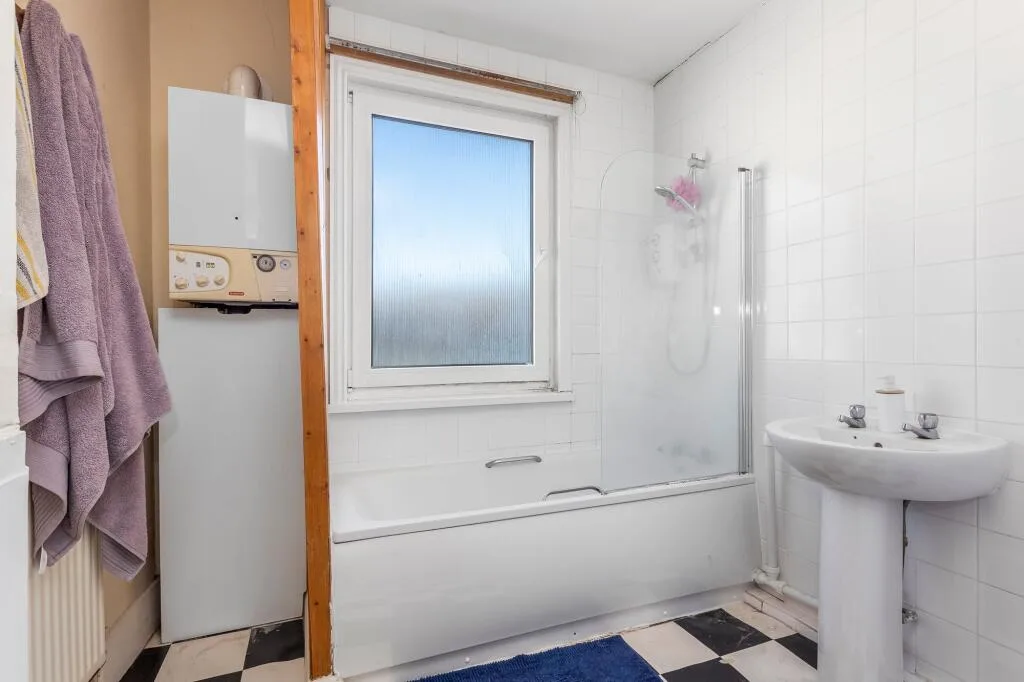 4 bedroom terraced house for rent