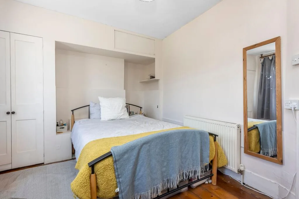 4 bedroom terraced house for rent