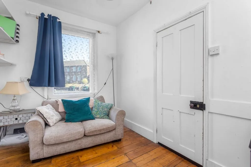 4 bedroom terraced house for rent