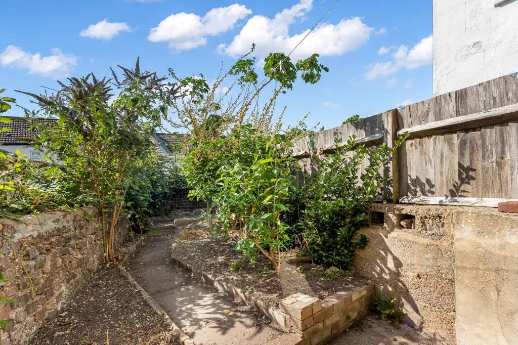 4 bedroom terraced house for rent