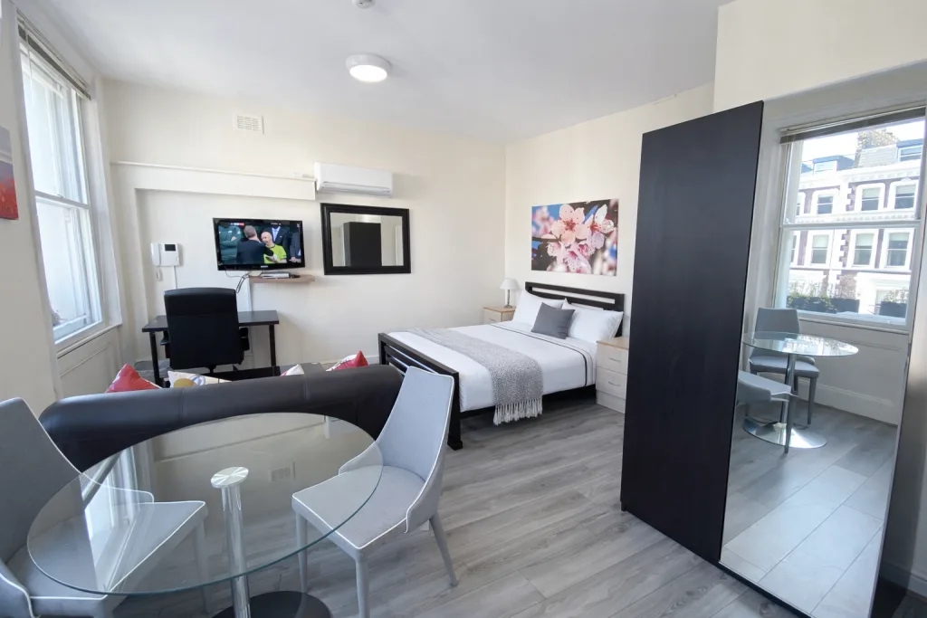 Studio flat for rent